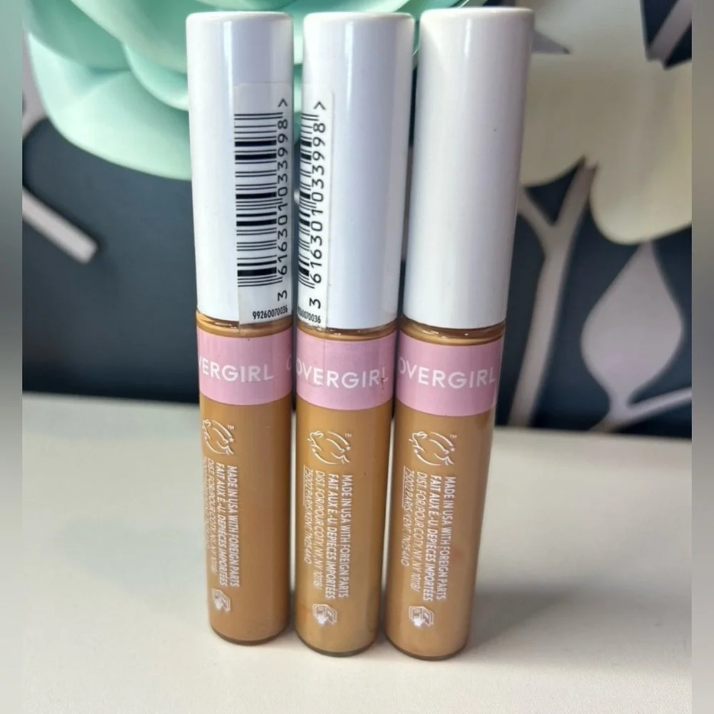 ⭐️ Covergirl Clean Fresh Hydrating Concealer Bundle-Shade 380